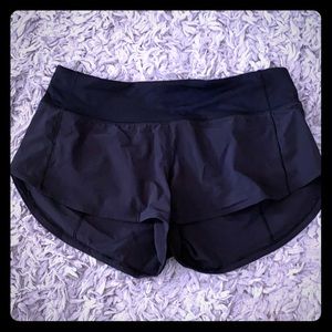 Lululemon black shorts